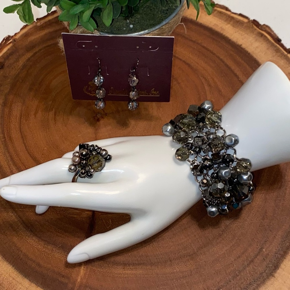 Premier Designs ‘Glam Slam’ 3-piece Set: Bracelet, Earrings and Stretch Ring